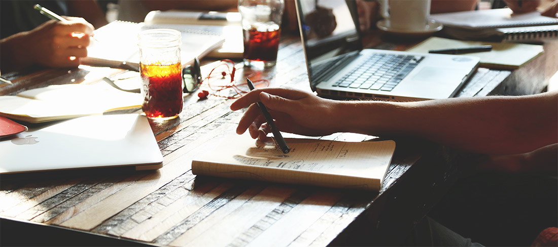 Студент-фрилансер или профессиональная веб-студия Студент-фрилансер или профессиональная веб-студия